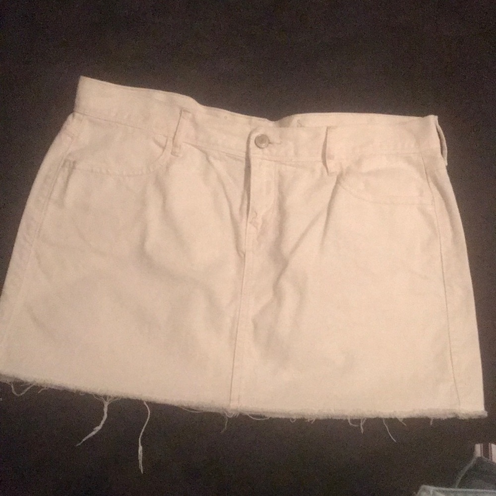 Old navy white denim skirt